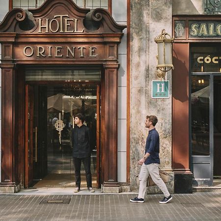 Oriente Atiram Hotel Барселона Екстериор снимка