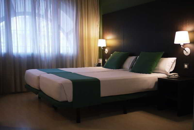 Oriente Atiram Hotel Барселона Екстериор снимка